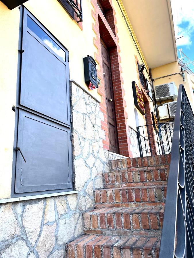 Enza'S Home Taormina Luaran gambar